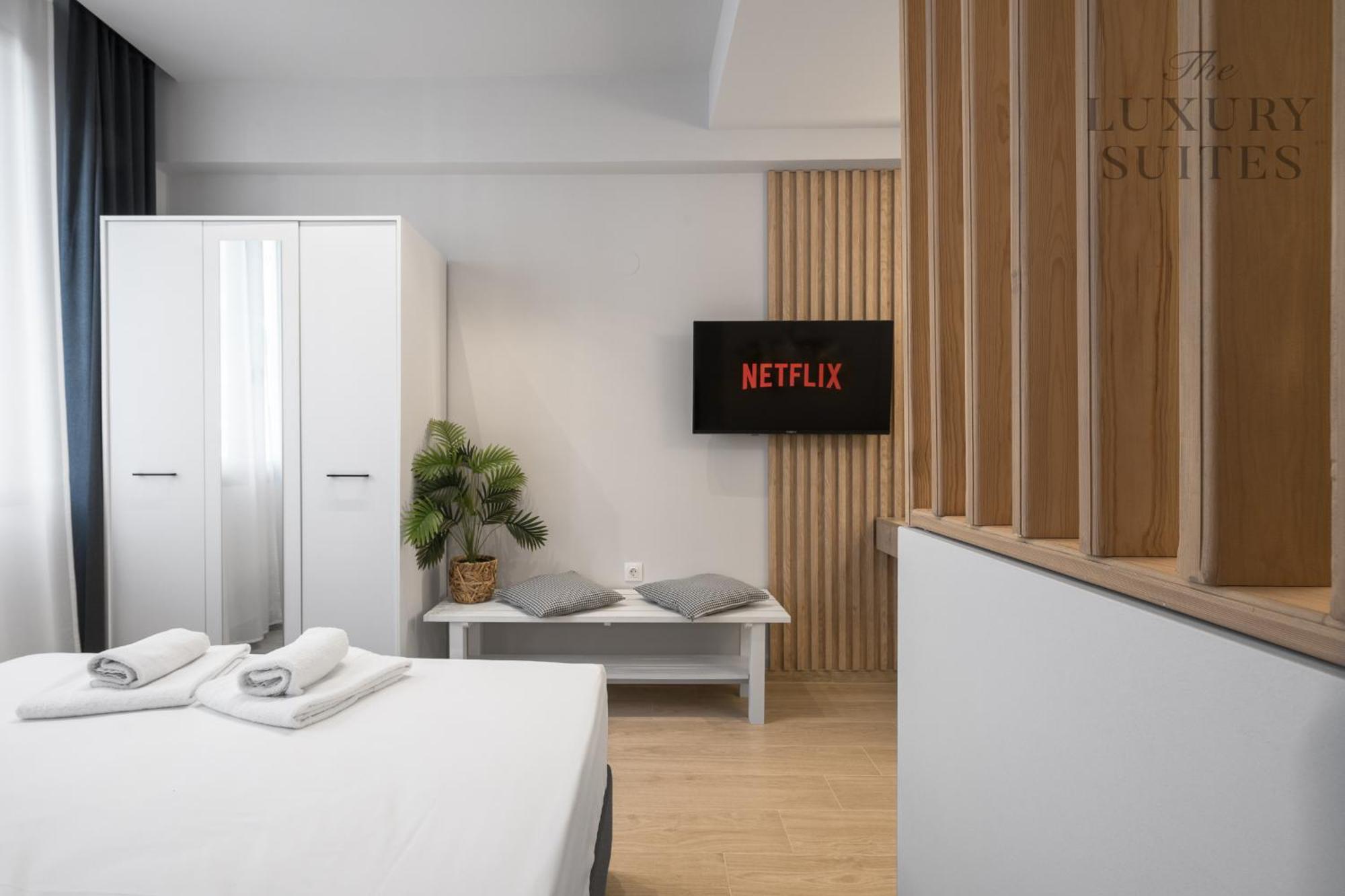 Maison Cristal, The Luxury Suites Thessaloniki Exterior photo